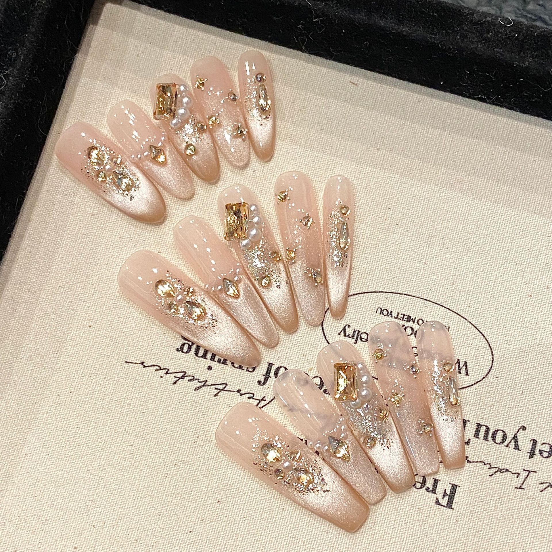 Handmade Nude Press on Nails C - огляд і ціна Nail Art Full Design