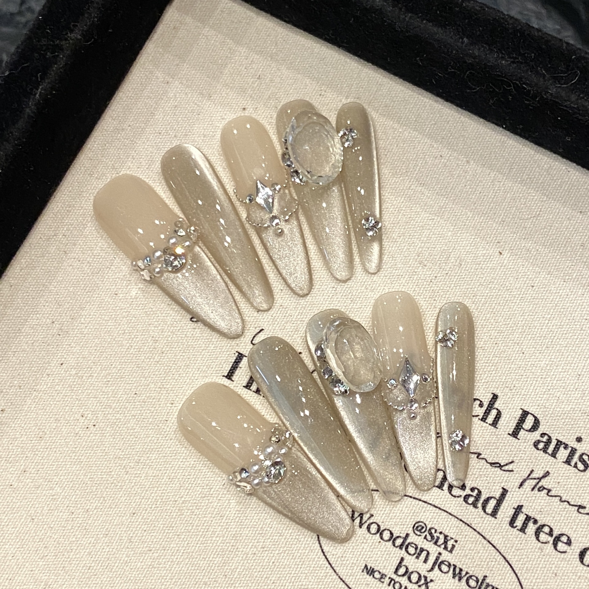 Handmade Nude Press on Nails C - огляд і ціна Nail Art Full Design